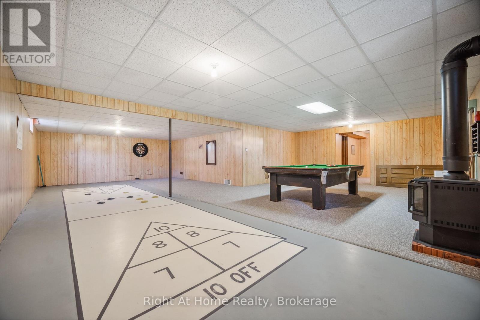664 Maple Street, Huron East, Ontario  N0G 1H0 - Photo 38 - X12444159