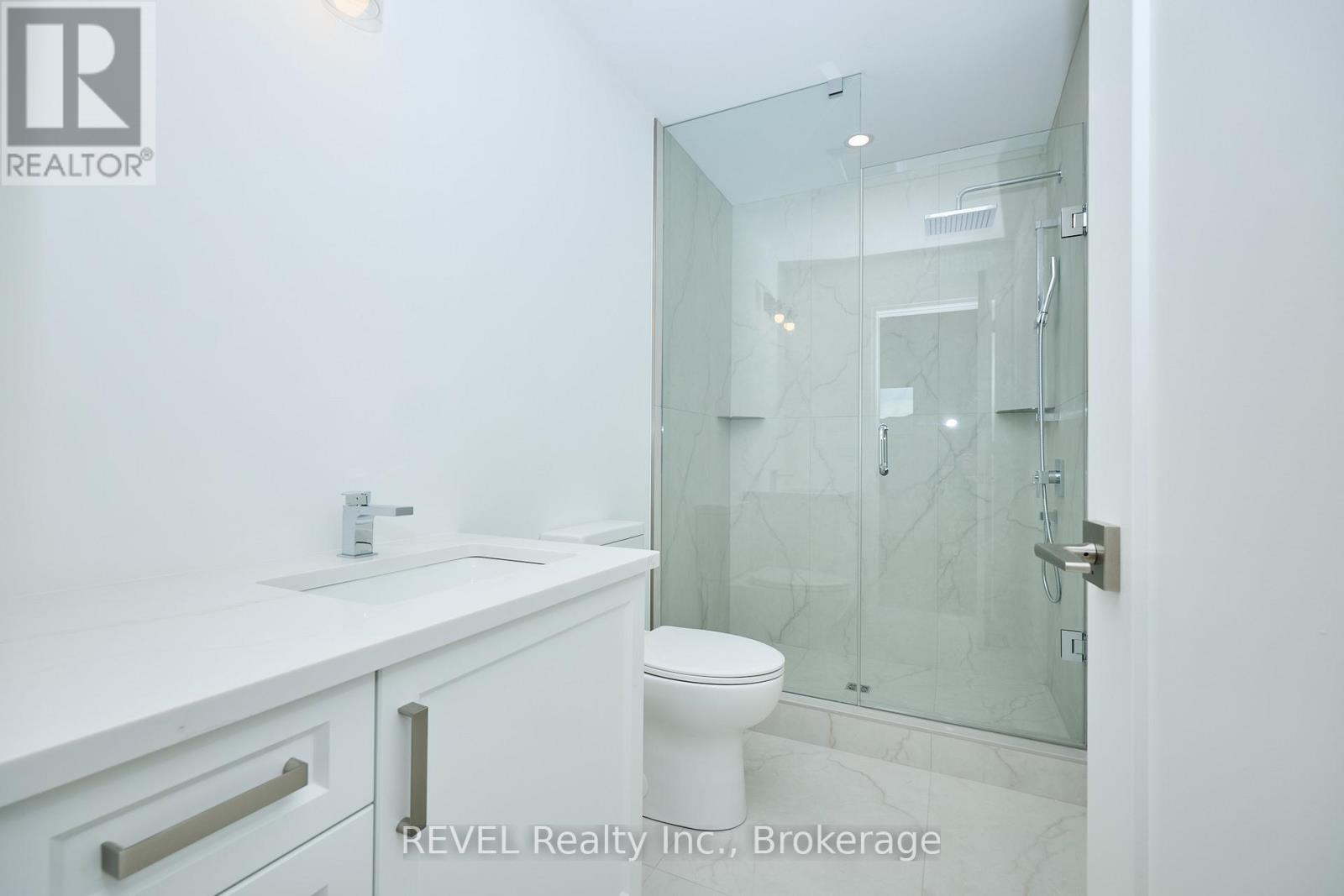 7445 Matteo Drive, Niagara Falls (Brown), Ontario  L2H 3T3 - Photo 18 - X12444001