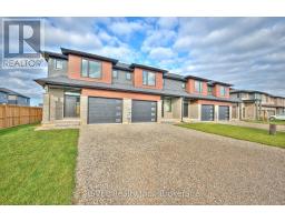 7445 Matteo Drive, Niagara Falls (Brown), Ca