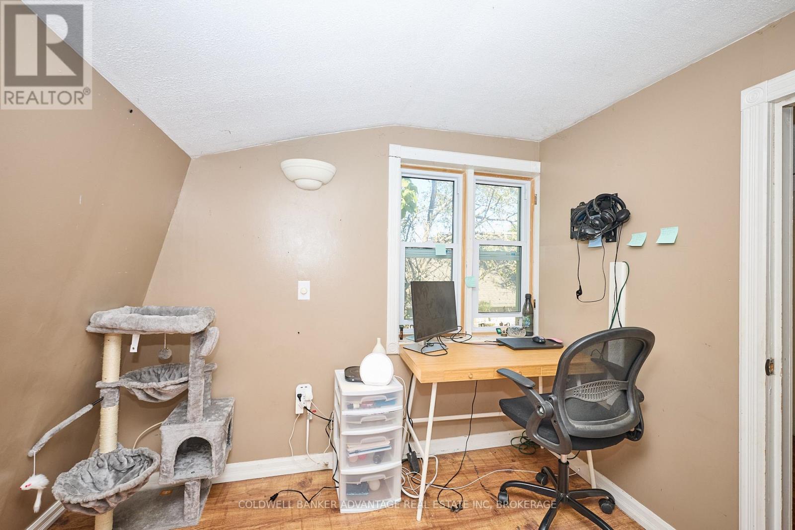1123 Pelham Street, Pelham (Fonthill), Ontario  L3C 3E4 - Photo 23 - X12444035