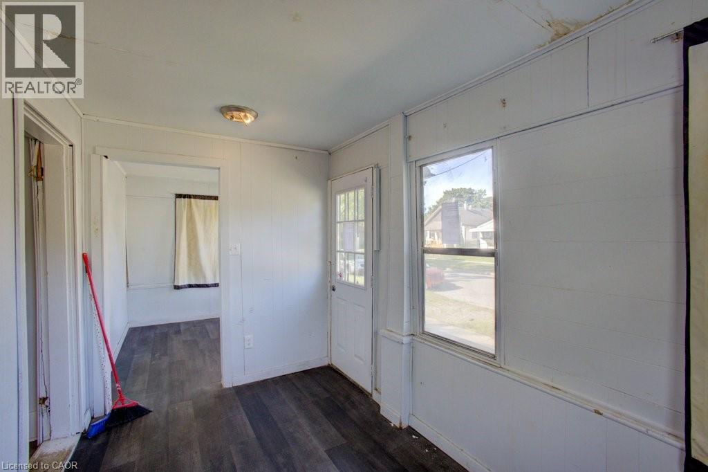 3587 Bloomfield Road, Windsor, Ontario  N9C 1R8 - Photo 6 - 40776347