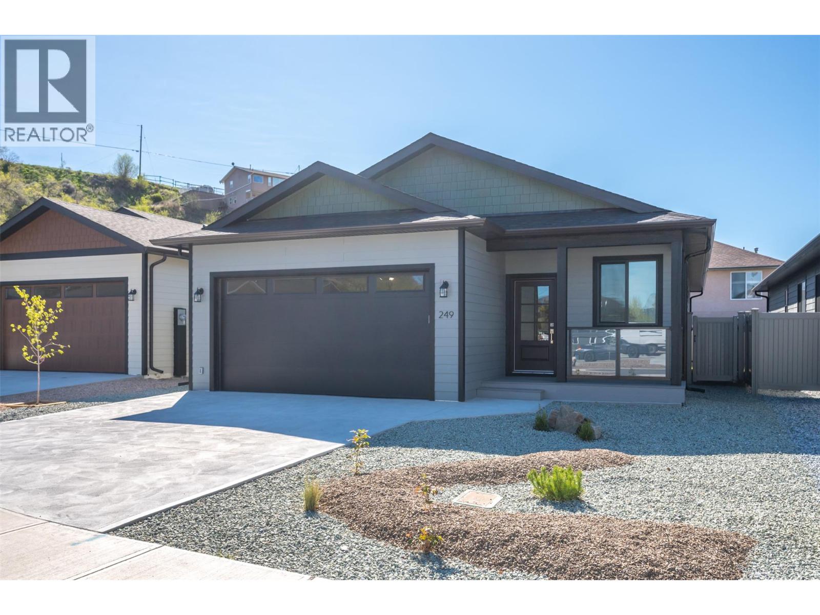 249 BENTGRASS Avenue, oliver, British Columbia