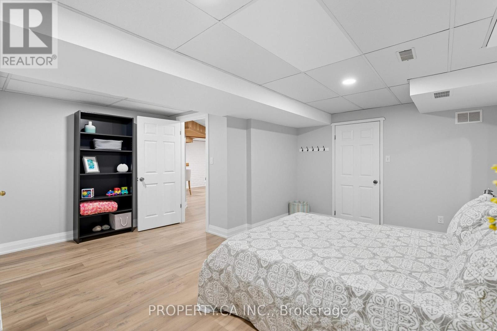 119 Triller Place, Oakville, Ontario  L6L 6J3 - Photo 40 - W12443943