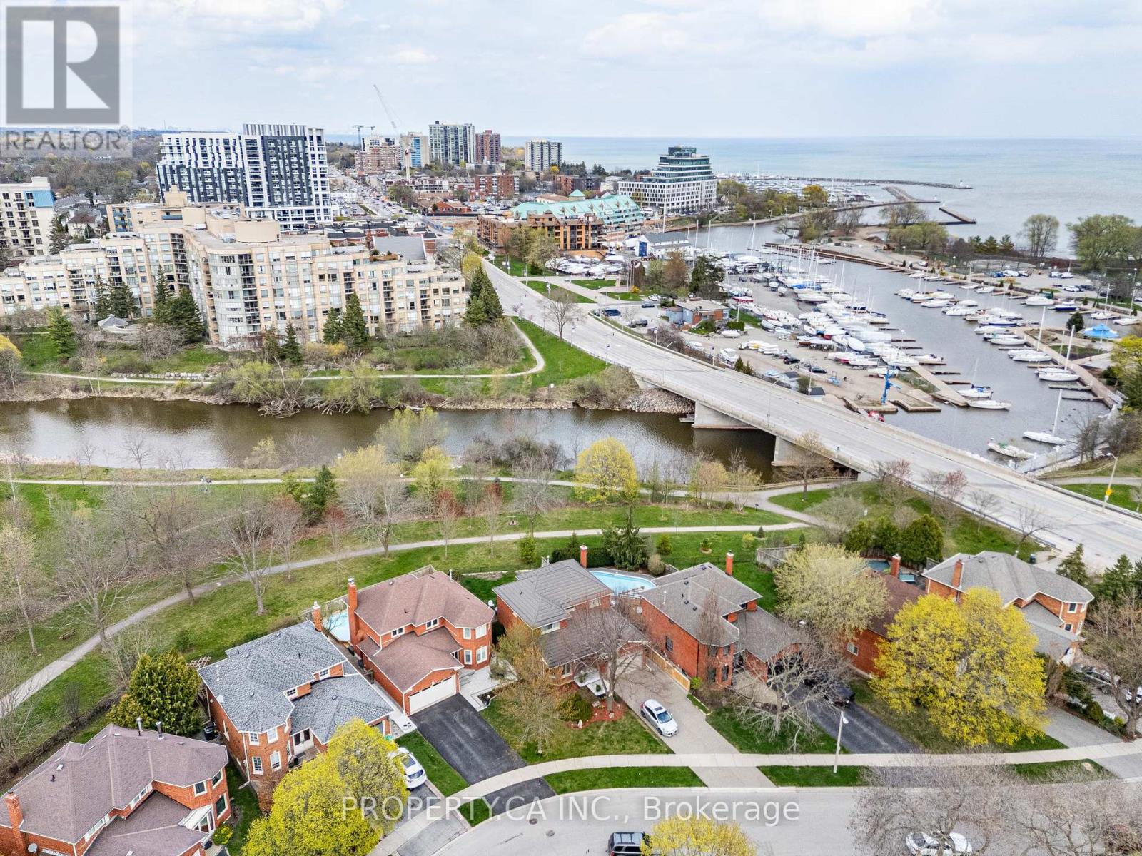 119 Triller Place, Oakville, Ontario  L6L 6J3 - Photo 47 - W12443943