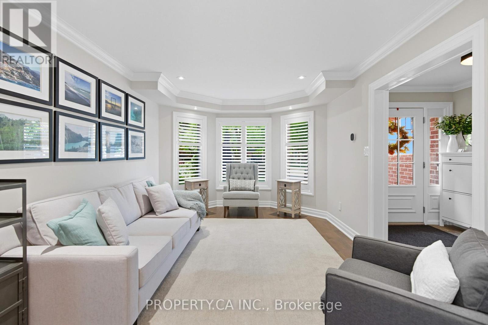 119 Triller Place, Oakville, Ontario  L6L 6J3 - Photo 7 - W12443943