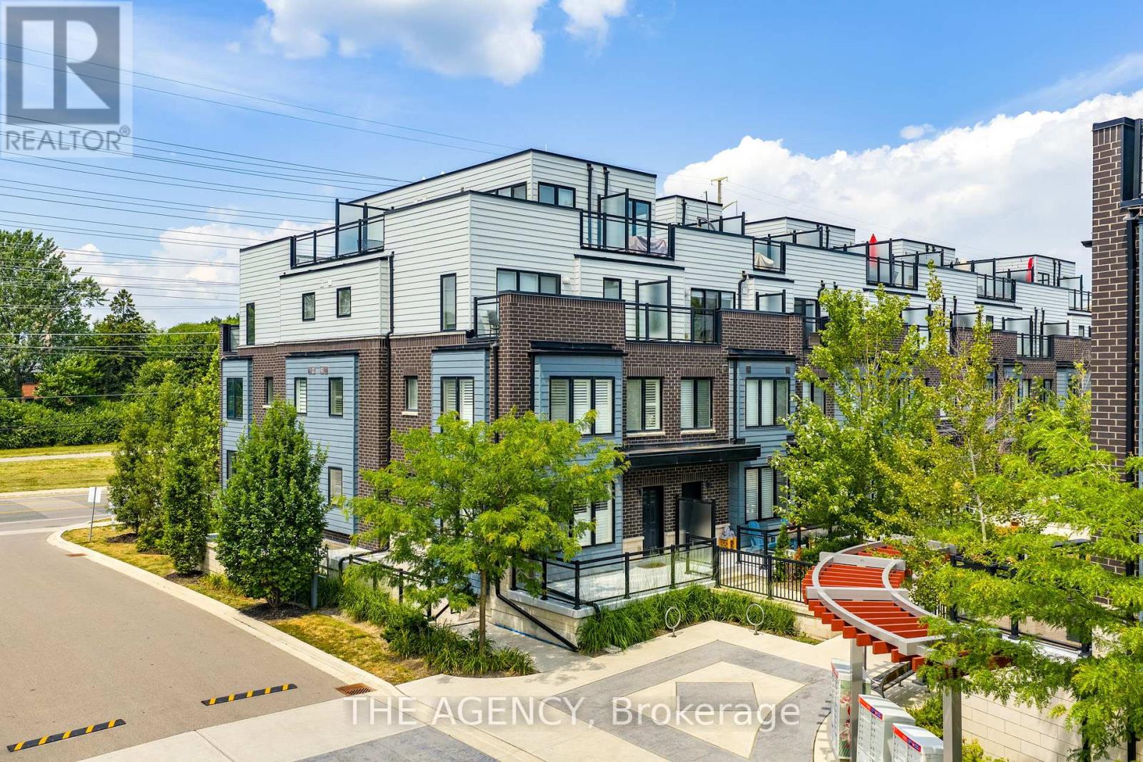 10 - 2212 Bromsgrove Road, Mississauga, Ontario  L5J 1L4 - Photo 38 - W12443948