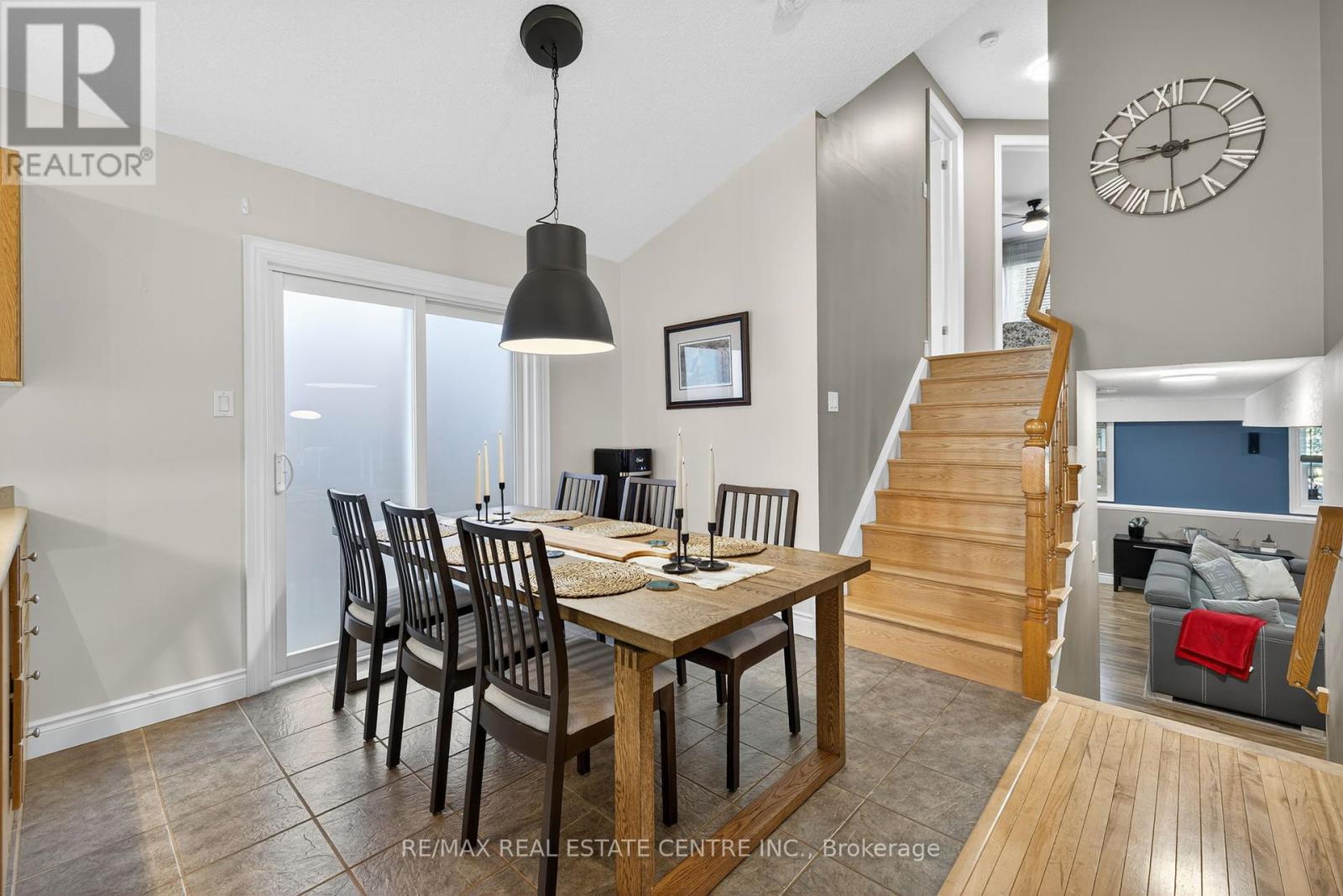3 Bishop Court, Orangeville, Ontario  L9W 5G6 - Photo 10 - W12443981