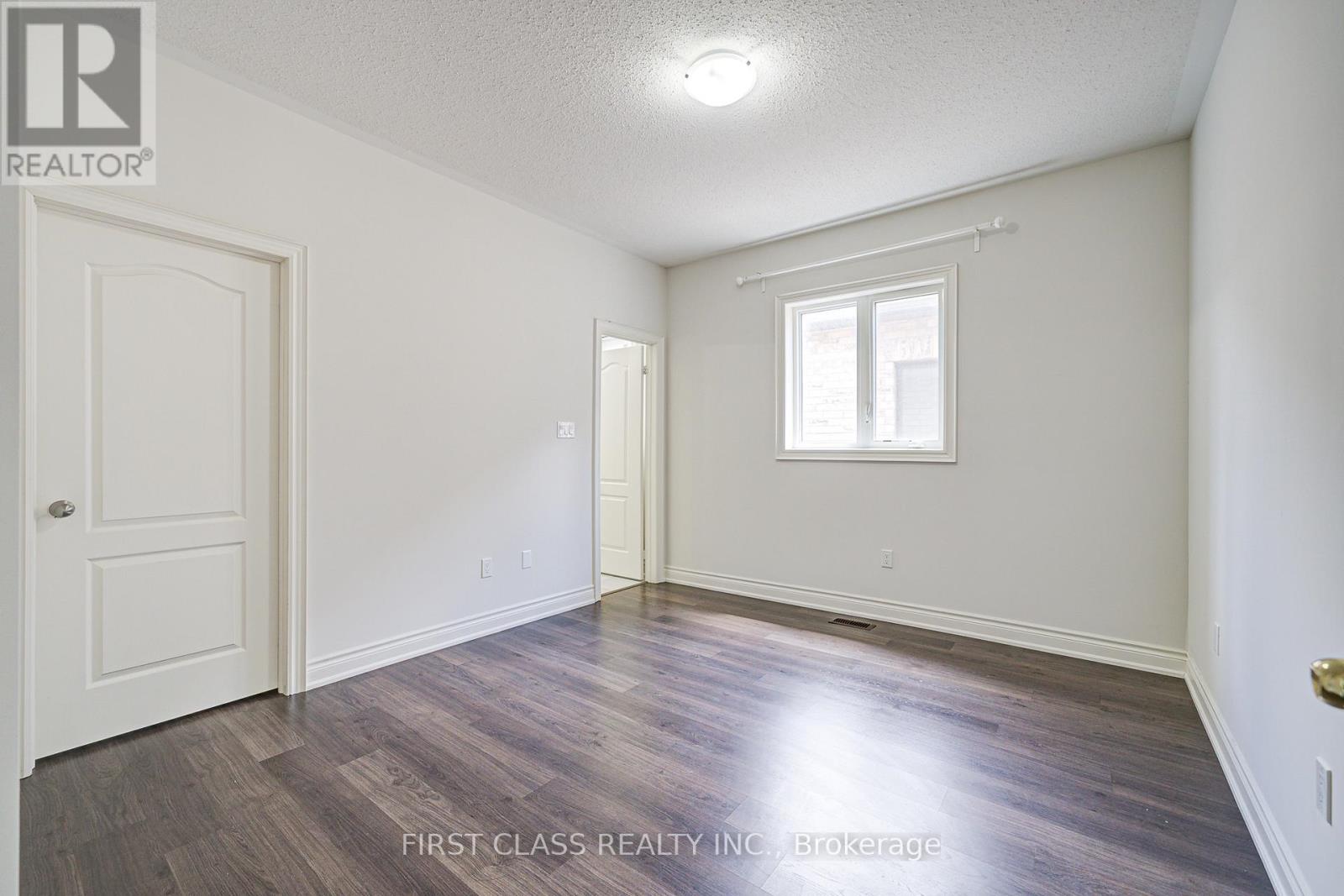 3103 Streamwood Passage, Oakville, Ontario  L6H 0S8 - Photo 31 - W12443987