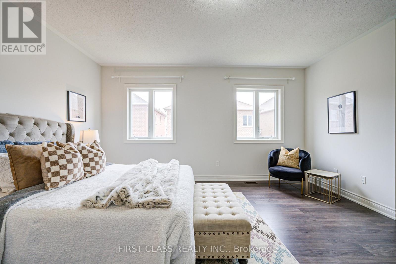 3103 Streamwood Passage, Oakville, Ontario  L6H 0S8 - Photo 33 - W12443987