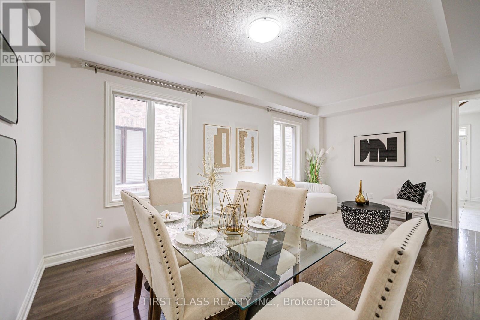 3103 Streamwood Passage, Oakville, Ontario  L6H 0S8 - Photo 7 - W12443987