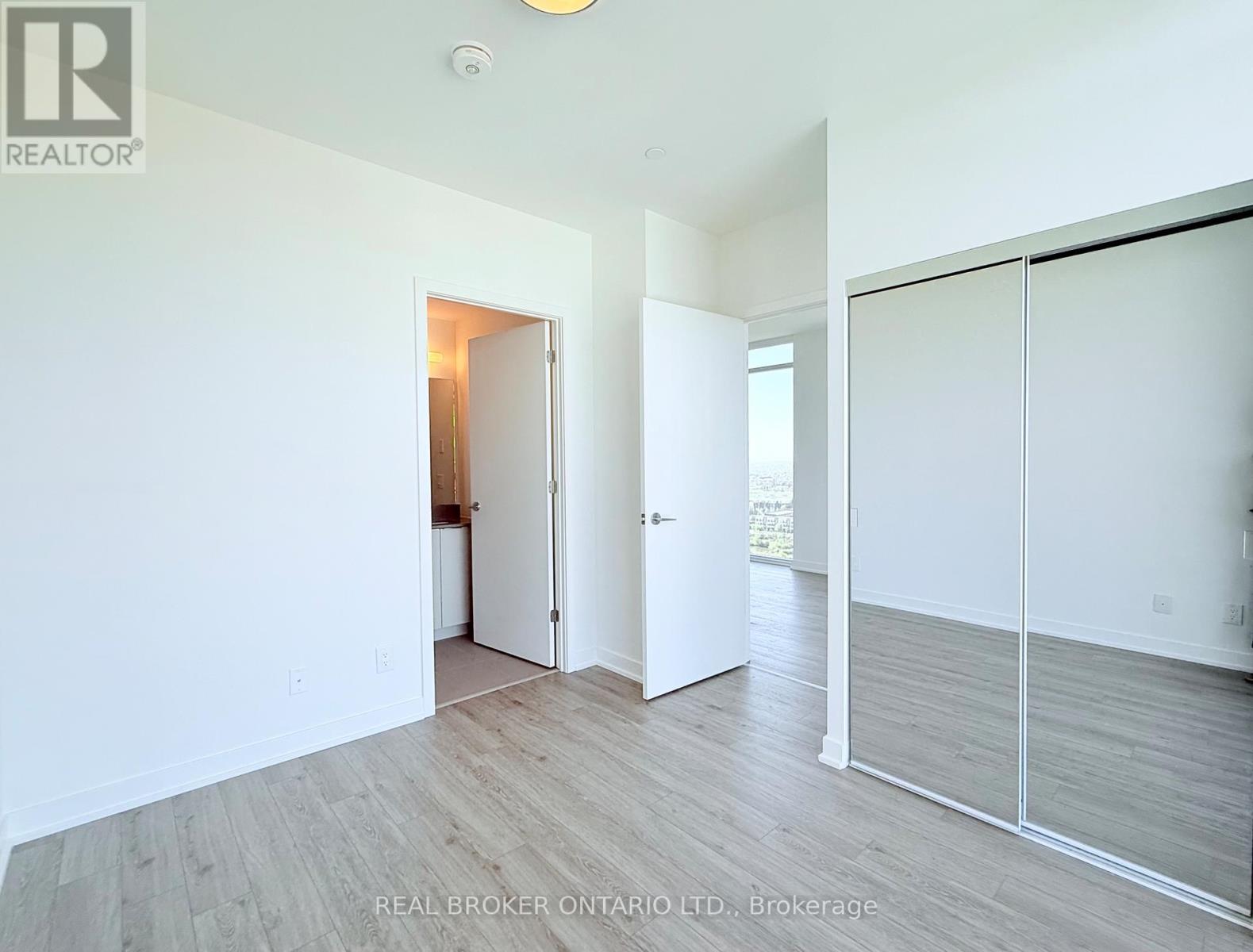 2003 - 3079 Trafalgar Road, Oakville, Ontario  L6H 8C5 - Photo 22 - W12443993