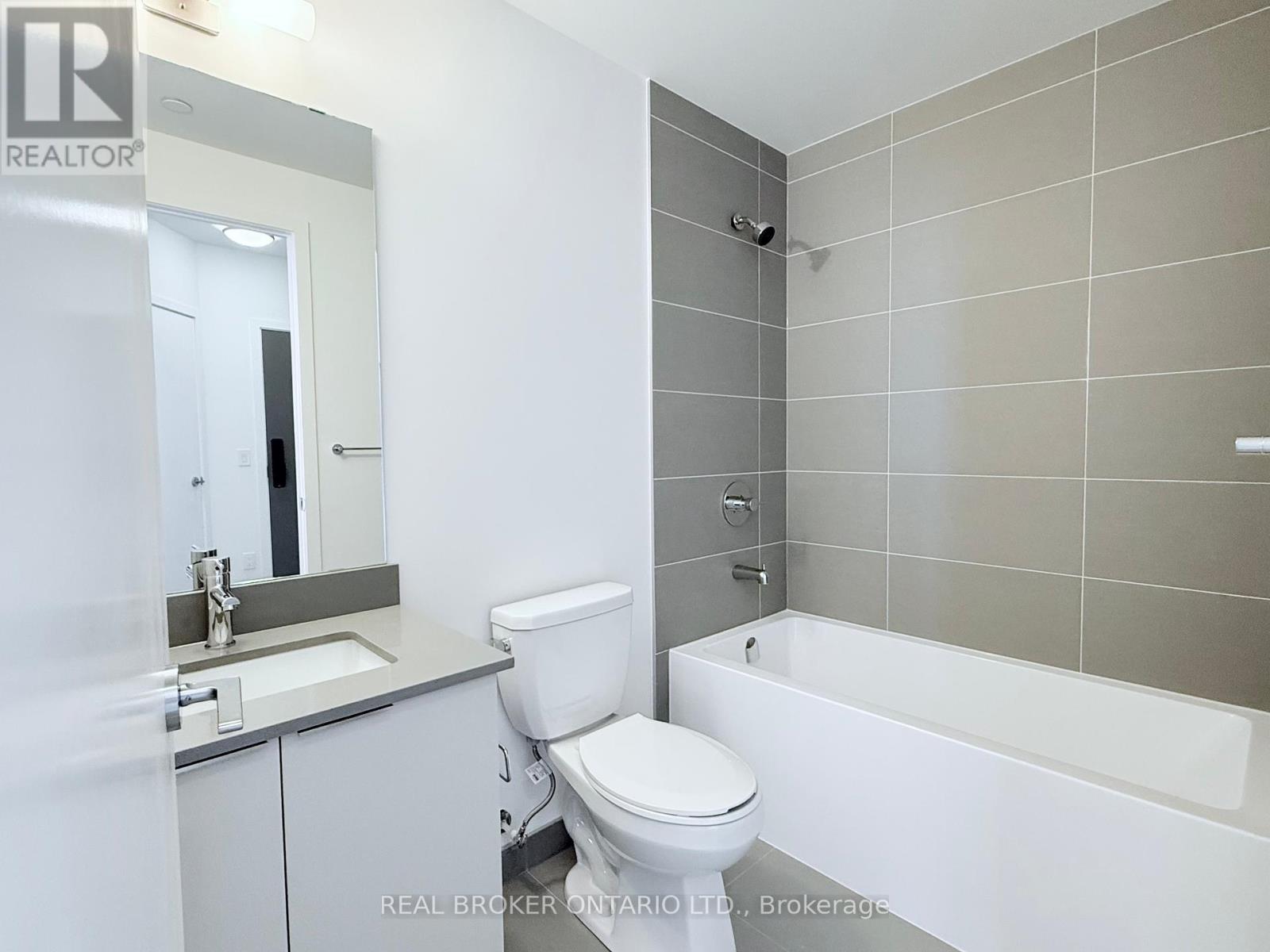 2003 - 3079 Trafalgar Road, Oakville, Ontario  L6H 8C5 - Photo 24 - W12443993