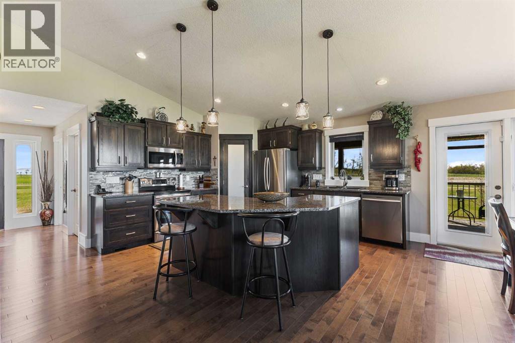 260030 Range Road 251, Rural Wheatland County, Alberta  T1P 0V8 - Photo 8 - A2221279