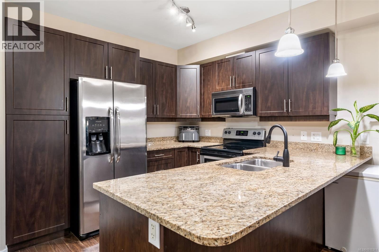 113 938 Dunford Ave, Langford, British Columbia  V9B 0M2 - Photo 4 - 1015311