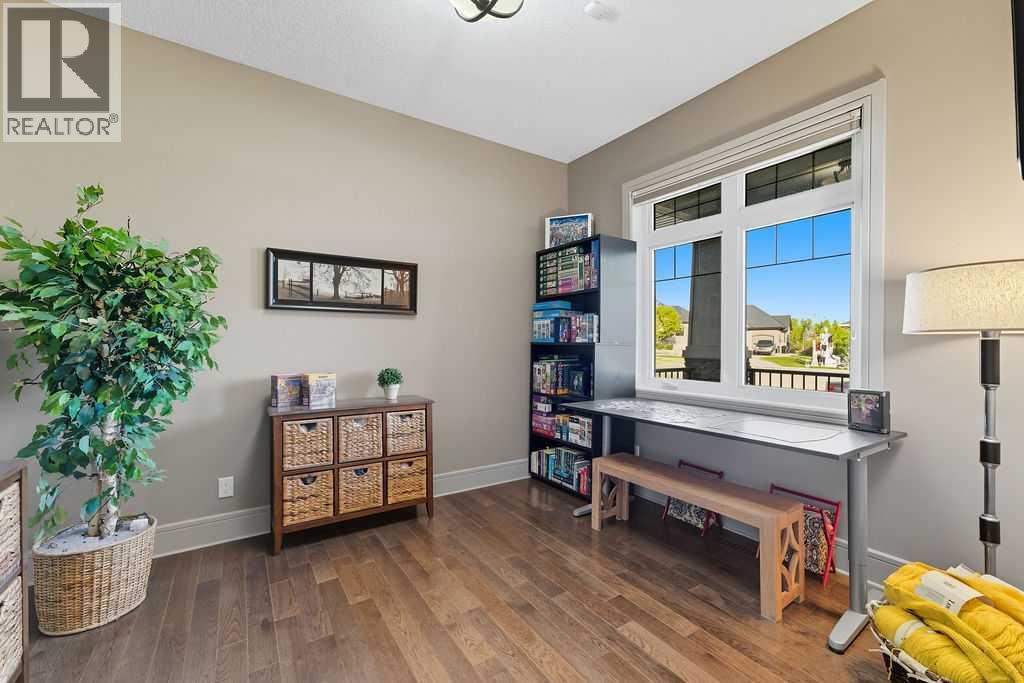 305 Silverado Ranch Manor Sw, Calgary, Alberta  T2X 0V2 - Photo 4 - A2226373