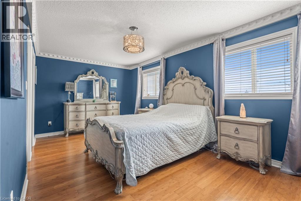 20 Pentland Road, Waterdown, Ontario  L0R 2H5 - Photo 20 - 40775675