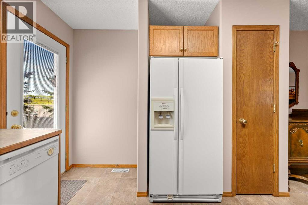 164 Stonegate Close Nw, Airdrie, Alberta  T4B 2V2 - Photo 10 - A2240830