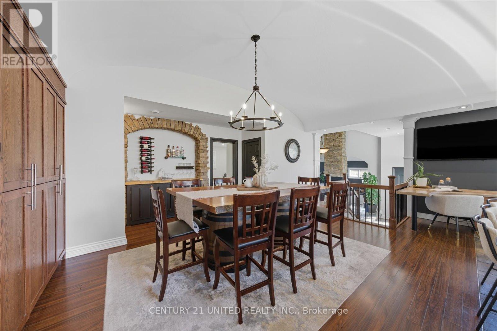 749 Spillsbury Drive, Peterborough, Ontario  K9K 1K9 - Photo 14 - X12444054