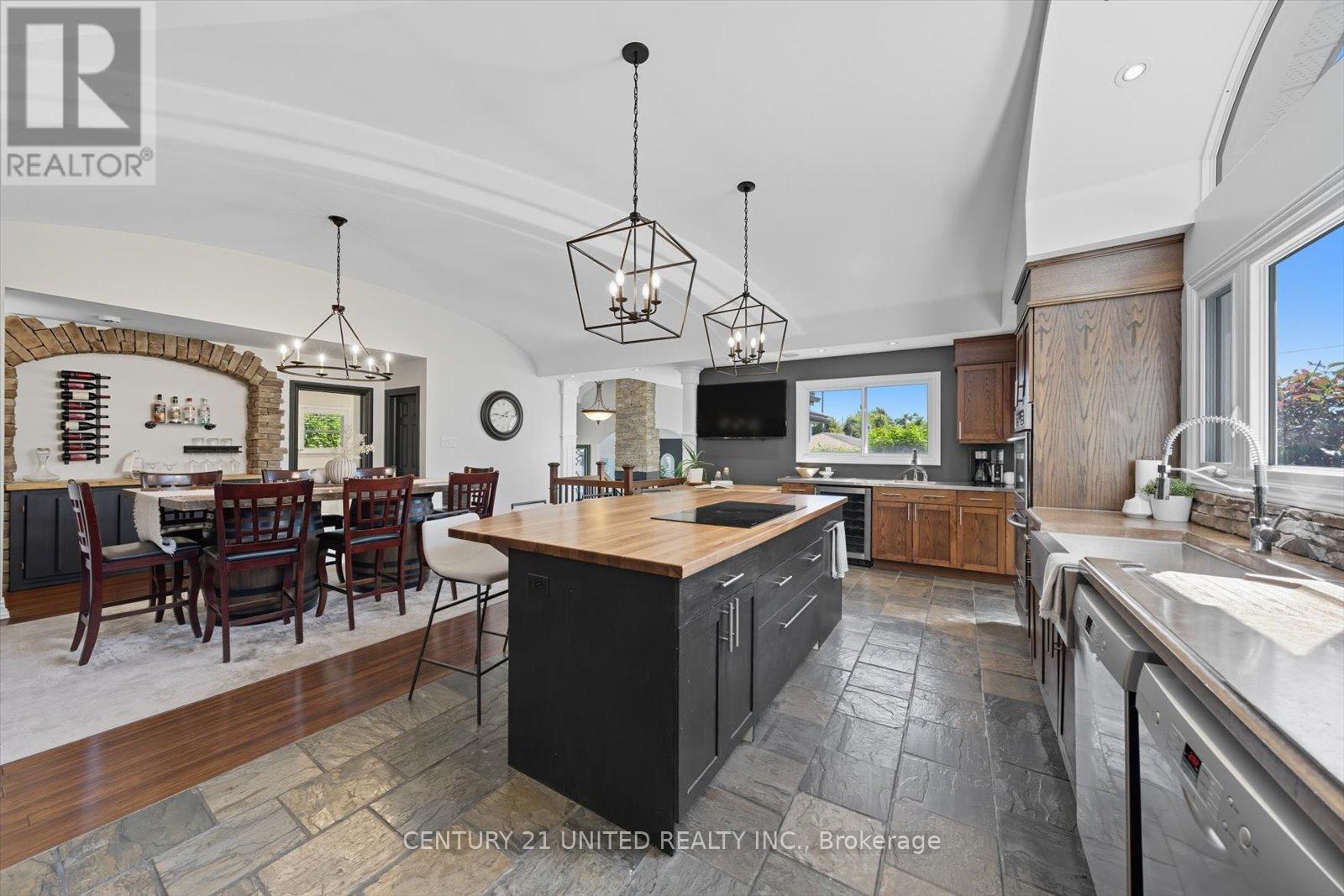 749 Spillsbury Drive, Peterborough, Ontario  K9K 1K9 - Photo 16 - X12444054