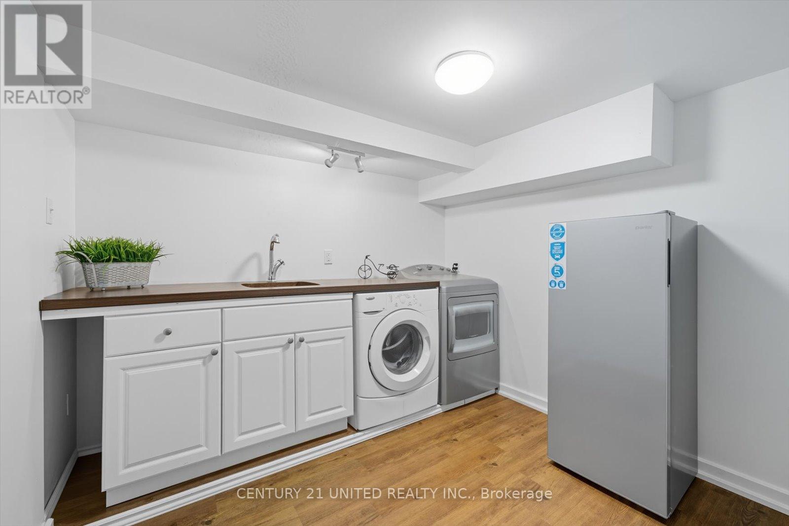 749 Spillsbury Drive, Peterborough, Ontario  K9K 1K9 - Photo 27 - X12444054