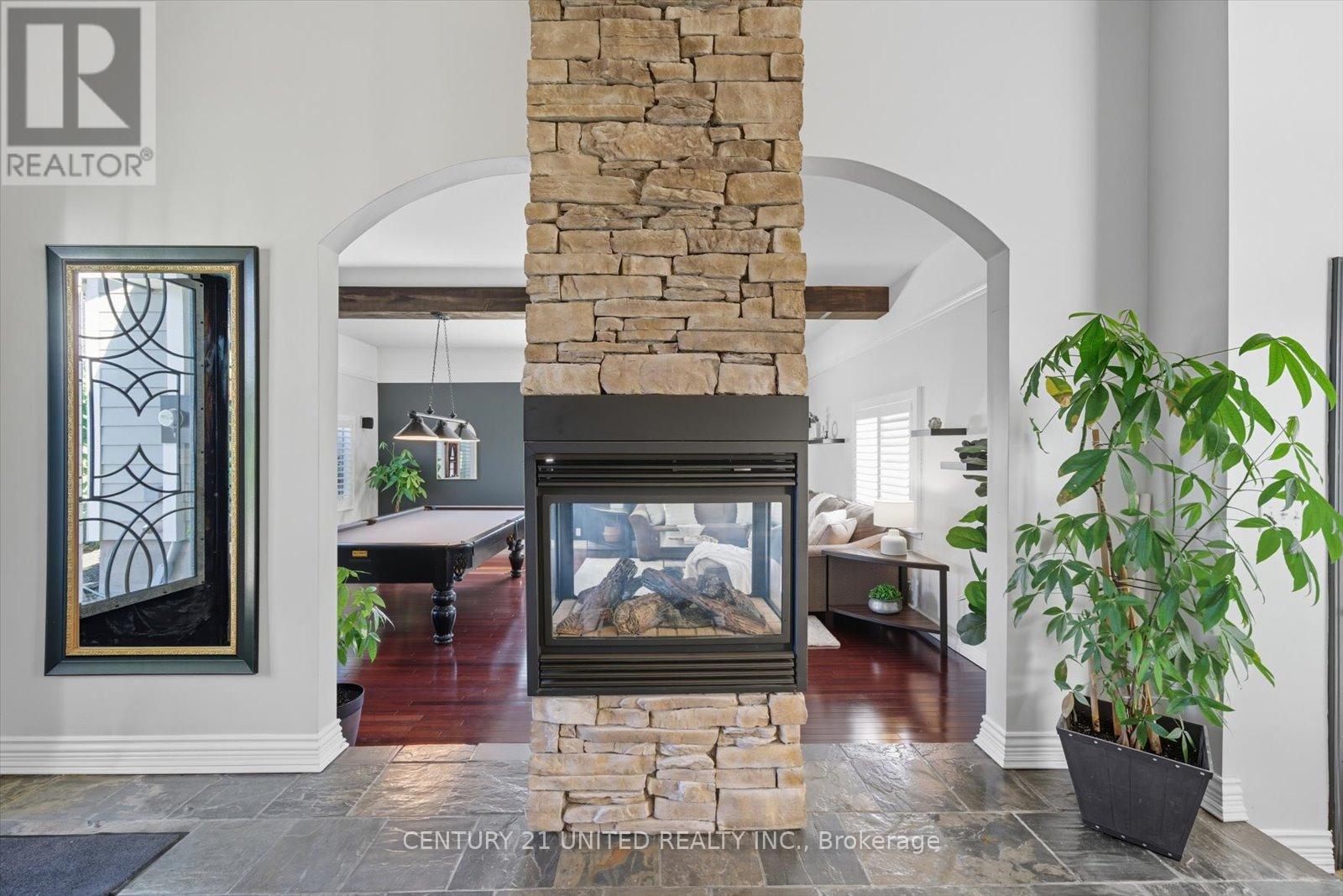 749 Spillsbury Drive, Peterborough, Ontario  K9K 1K9 - Photo 5 - X12444054
