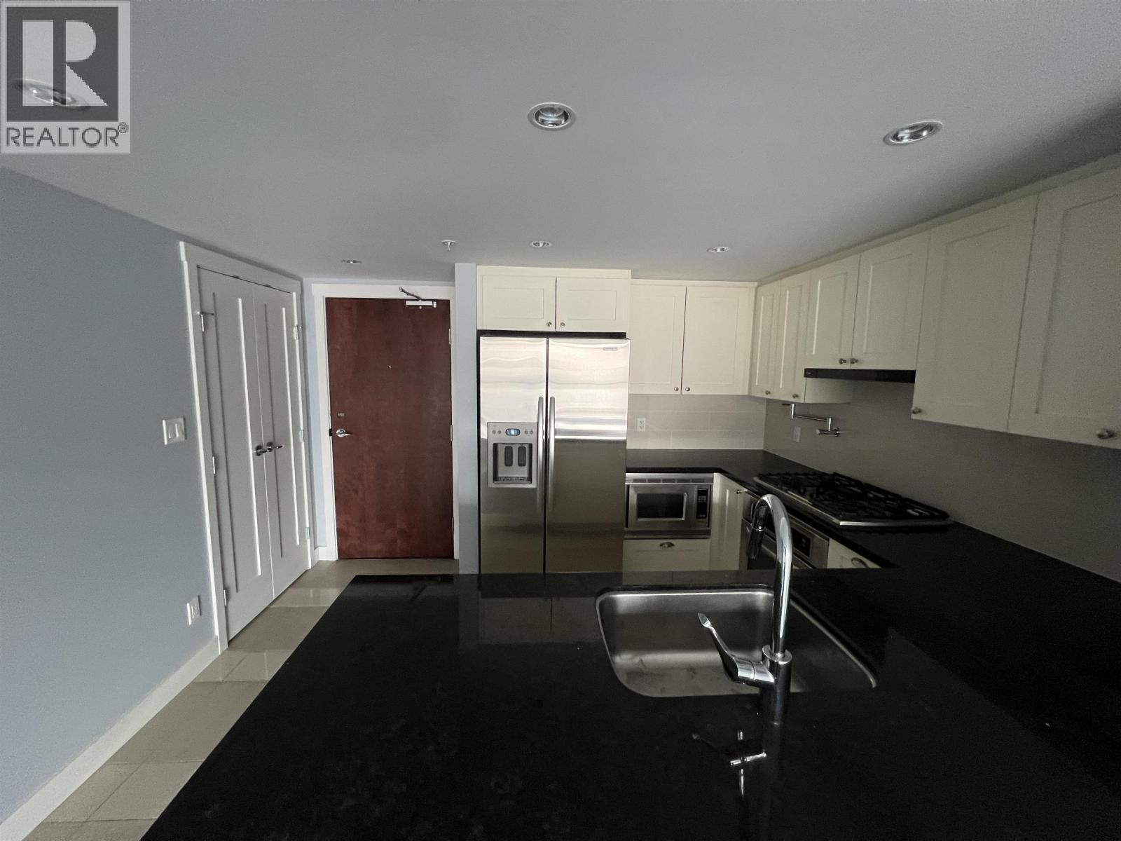 322 9371 Hemlock Drive, Richmond, British Columbia  V6Y 4K6 - Photo 4 - R3049423