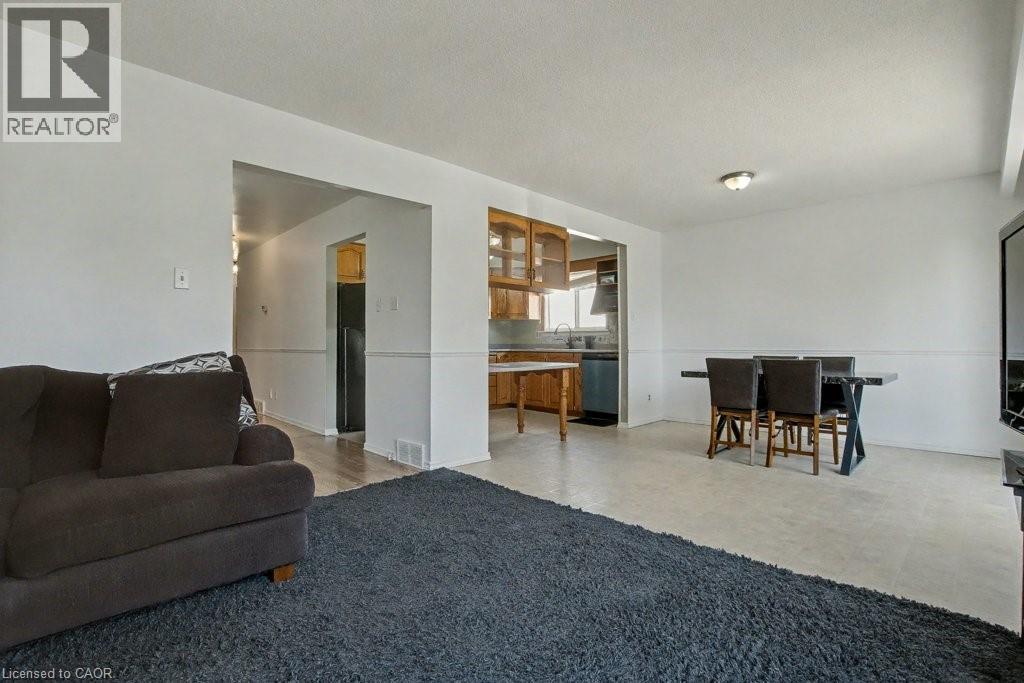 125 Ingleside Drive, Kitchener, Ontario  N2M 2G9 - Photo 7 - 40776063