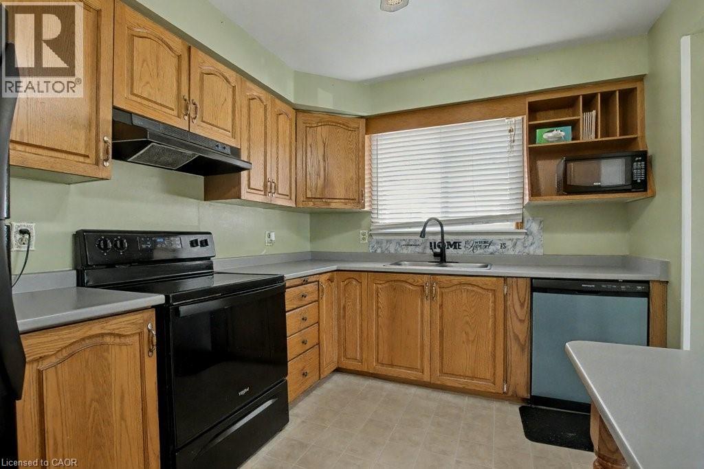 125 Ingleside Drive, Kitchener, Ontario  N2M 2G9 - Photo 11 - 40776063