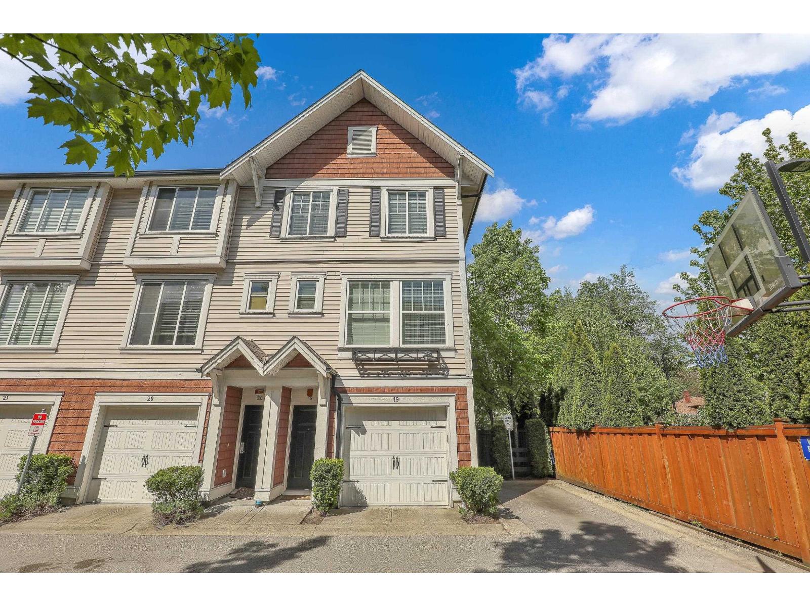 19 8713 158 Street, Surrey, British Columbia  V4N 1G9 - Photo 2 - R3055182
