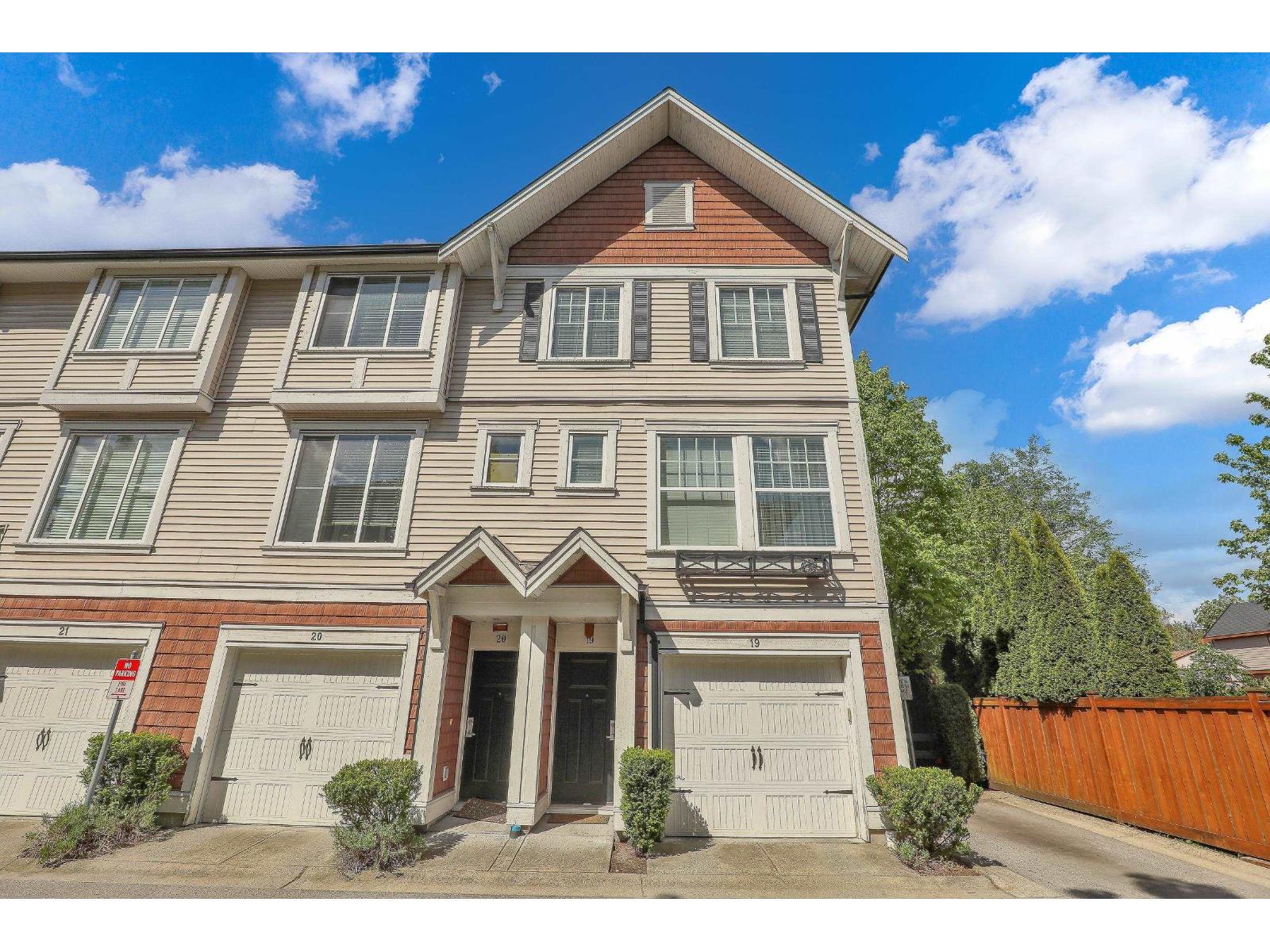 19 8713 158 Street, Surrey, British Columbia  V4N 1G9 - Photo 3 - R3055182