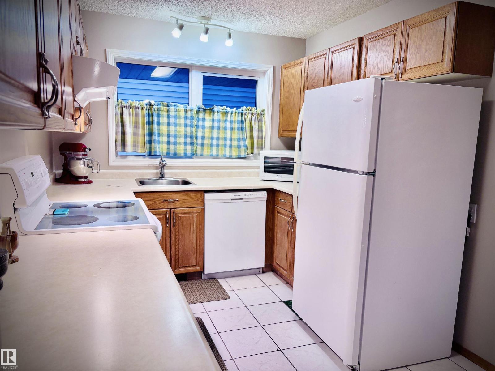 3557 Mill Woods Rd E Nw, Edmonton, Alberta  T6L 5M1 - Photo 13 - E4460742