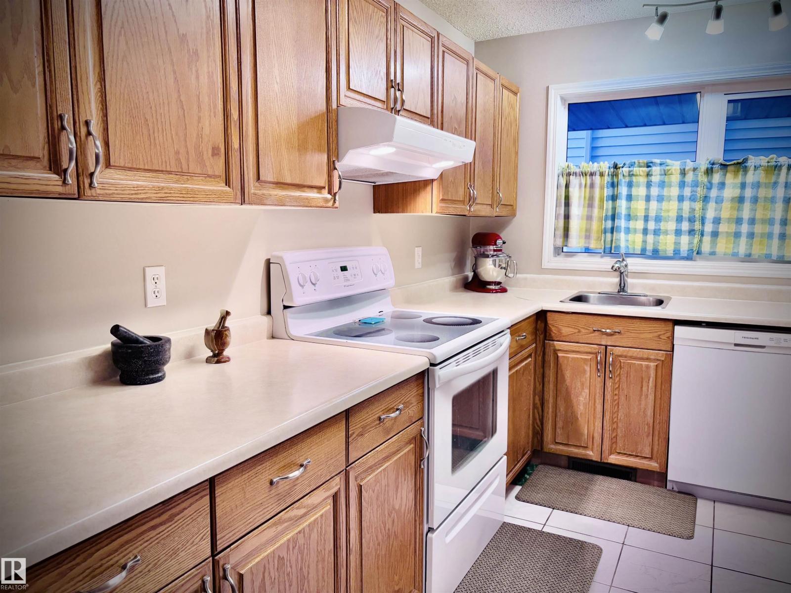 3557 Mill Woods Rd E Nw, Edmonton, Alberta  T6L 5M1 - Photo 14 - E4460742
