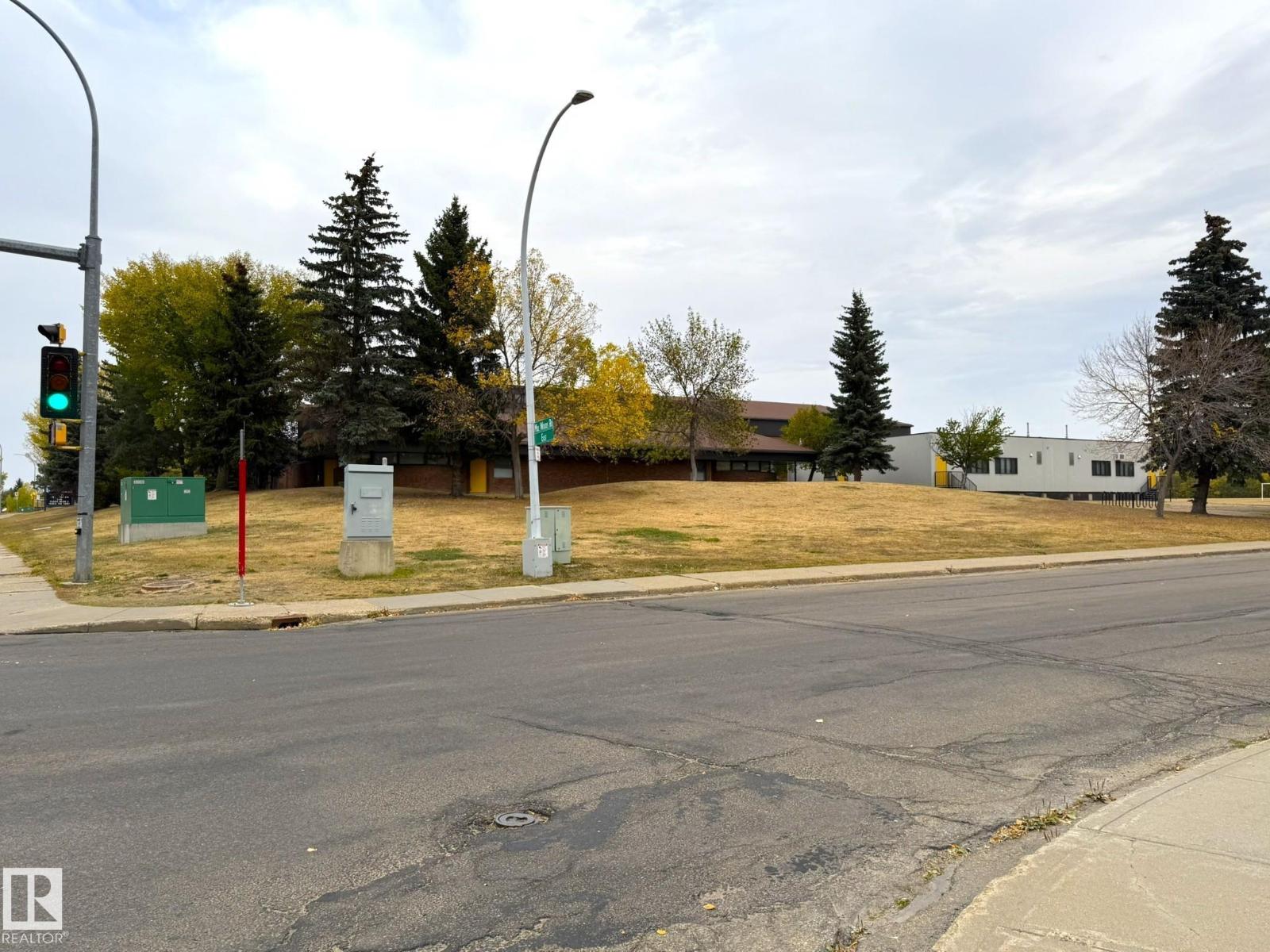 3557 Mill Woods Rd E Nw, Edmonton, Alberta  T6L 5M1 - Photo 50 - E4460742