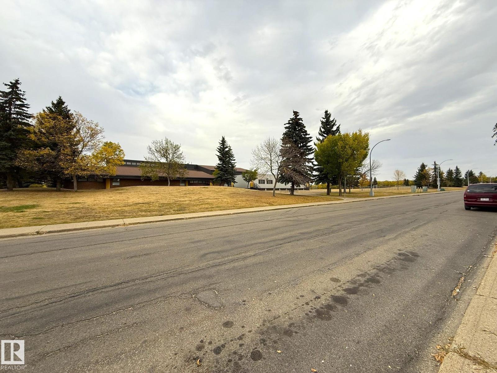 3557 Mill Woods Rd E Nw, Edmonton, Alberta  T6L 5M1 - Photo 51 - E4460742