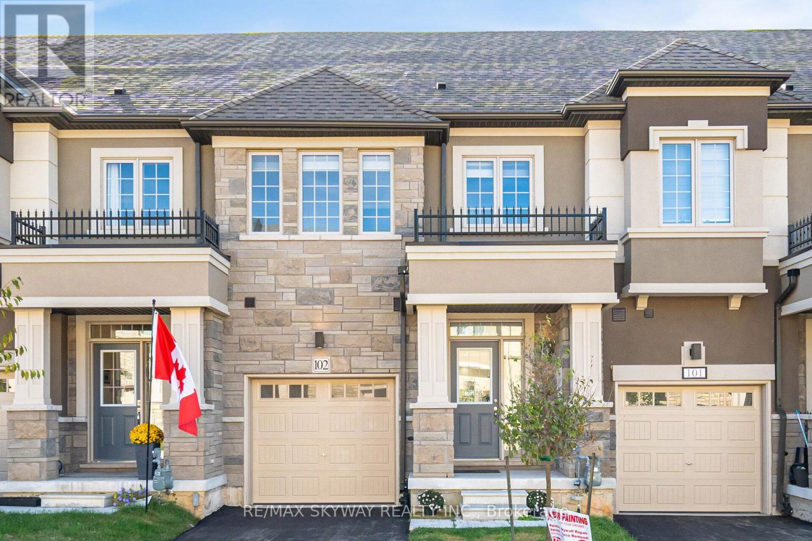 102 - 305 GARNER ROAD W, Hamilton, Ontario