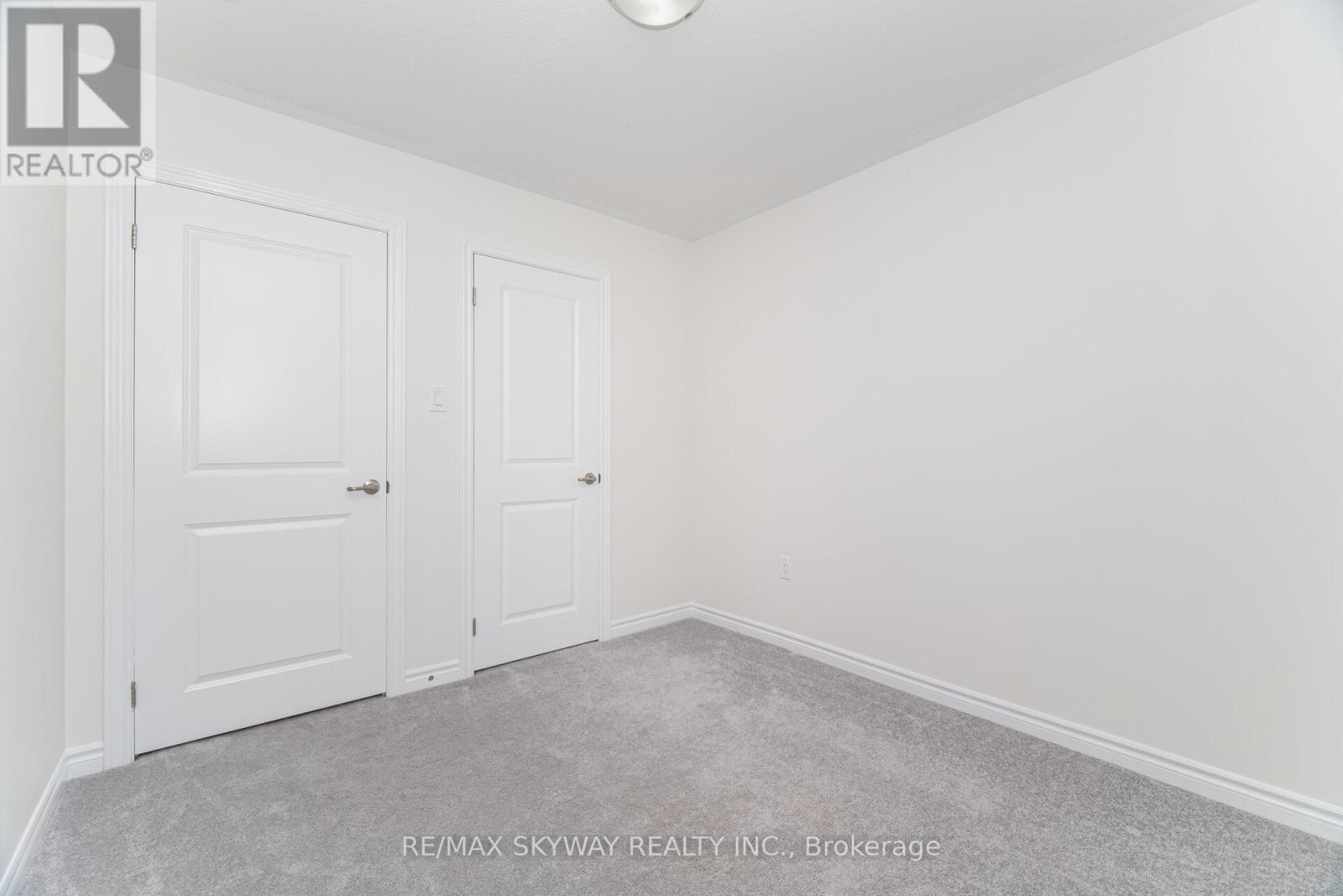 102 - 305 Garner Road W, Hamilton, Ontario  L9G 5E6 - Photo 35 - X12443909