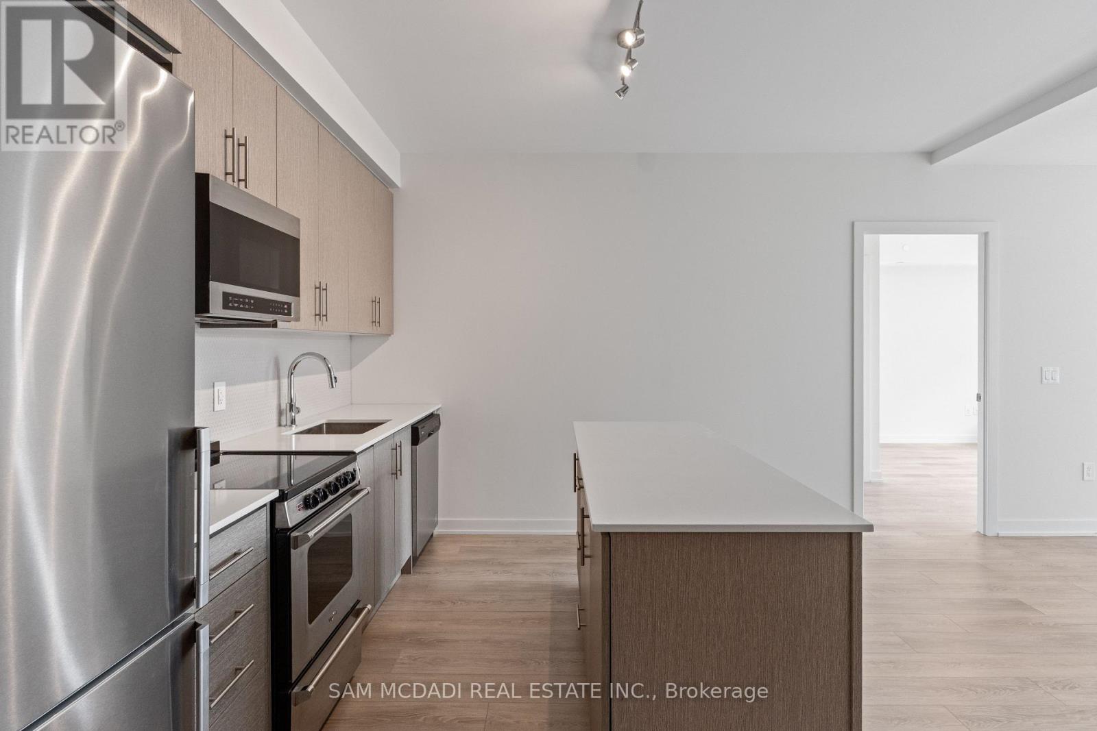 1305 - 212 King William Street, Hamilton, Ontario  L8R 0A7 - Photo 15 - X12443911
