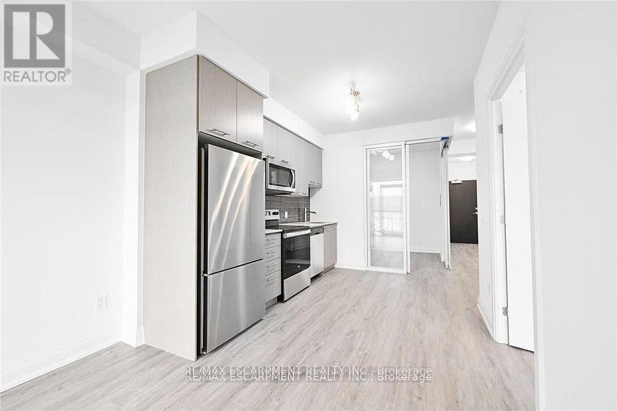 812 - 385 Winston Road, Grimsby, Ontario  L3M 4E8 - Photo 21 - X12443951