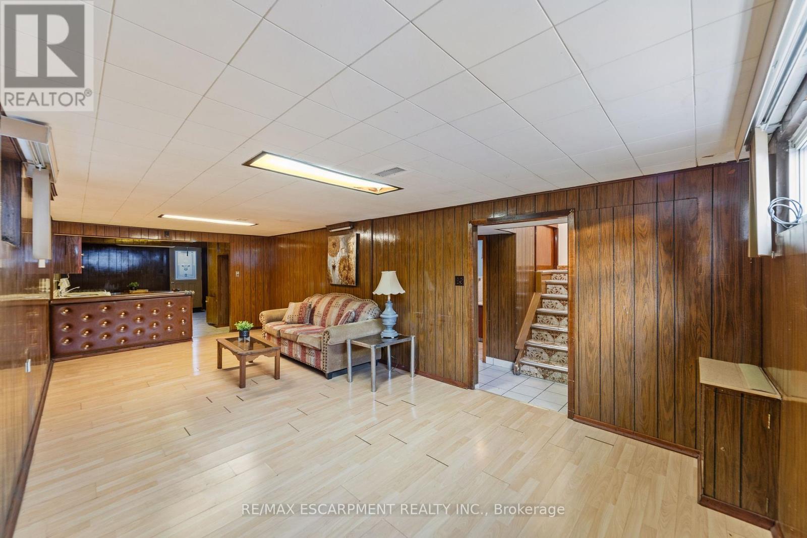 99 Edinburgh Avenue, Hamilton (Crown Point), Ontario  L8H 2C6 - Photo 21 - X12443953
