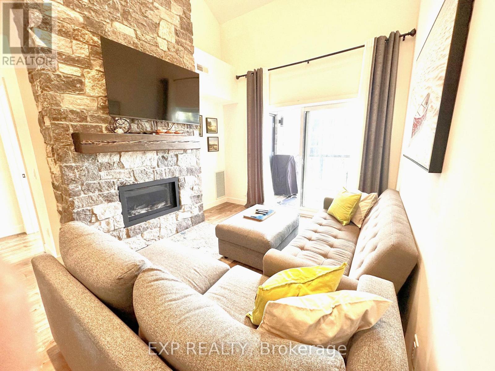 5 - 10 Beausoleil Lane, Blue Mountains, Ontario  L9Y 2X5 - Photo 9 - X12443972