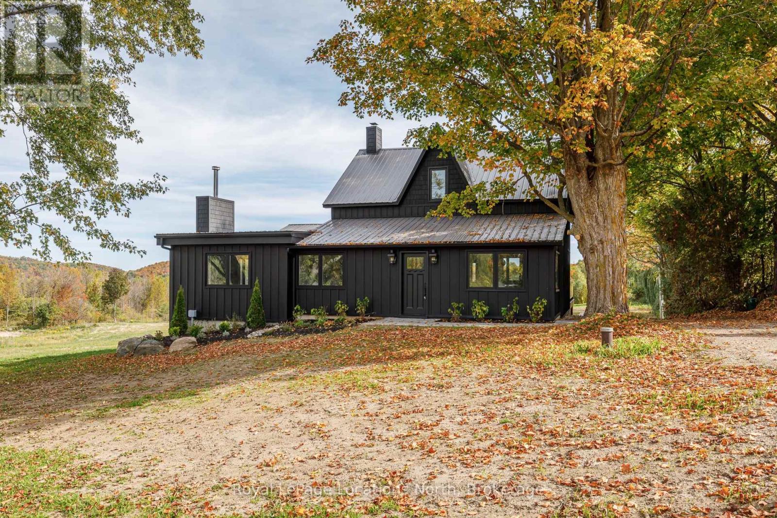 635019 Pretty River Road, Blue Mountains, Ontario  L0M 1P0 - Photo 48 - X12443927