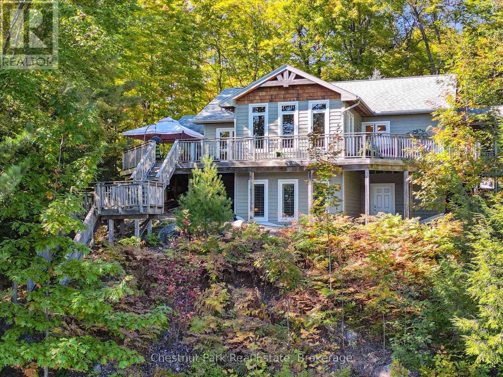 1222 HAMILL'S POINT, Muskoka Lakes, Ontario