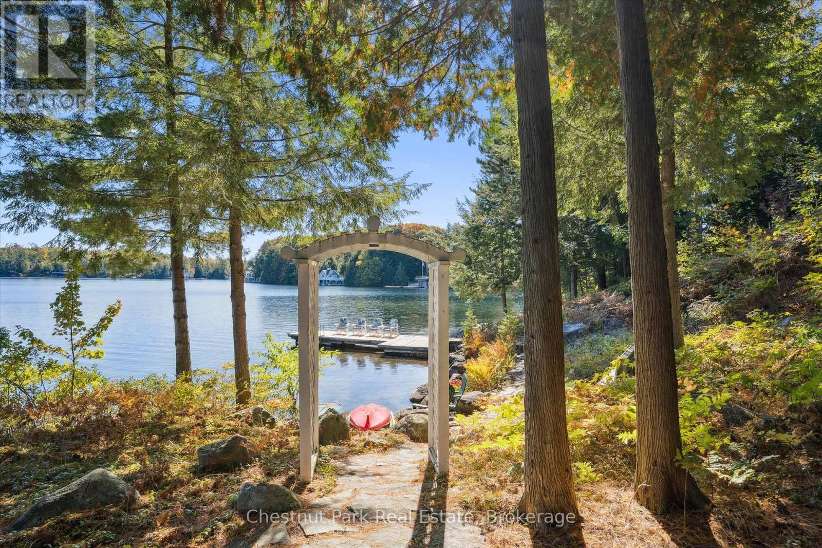 1222 Hamill's Point, Muskoka Lakes, Ontario  P0C 1H0 - Photo 36 - X12444088