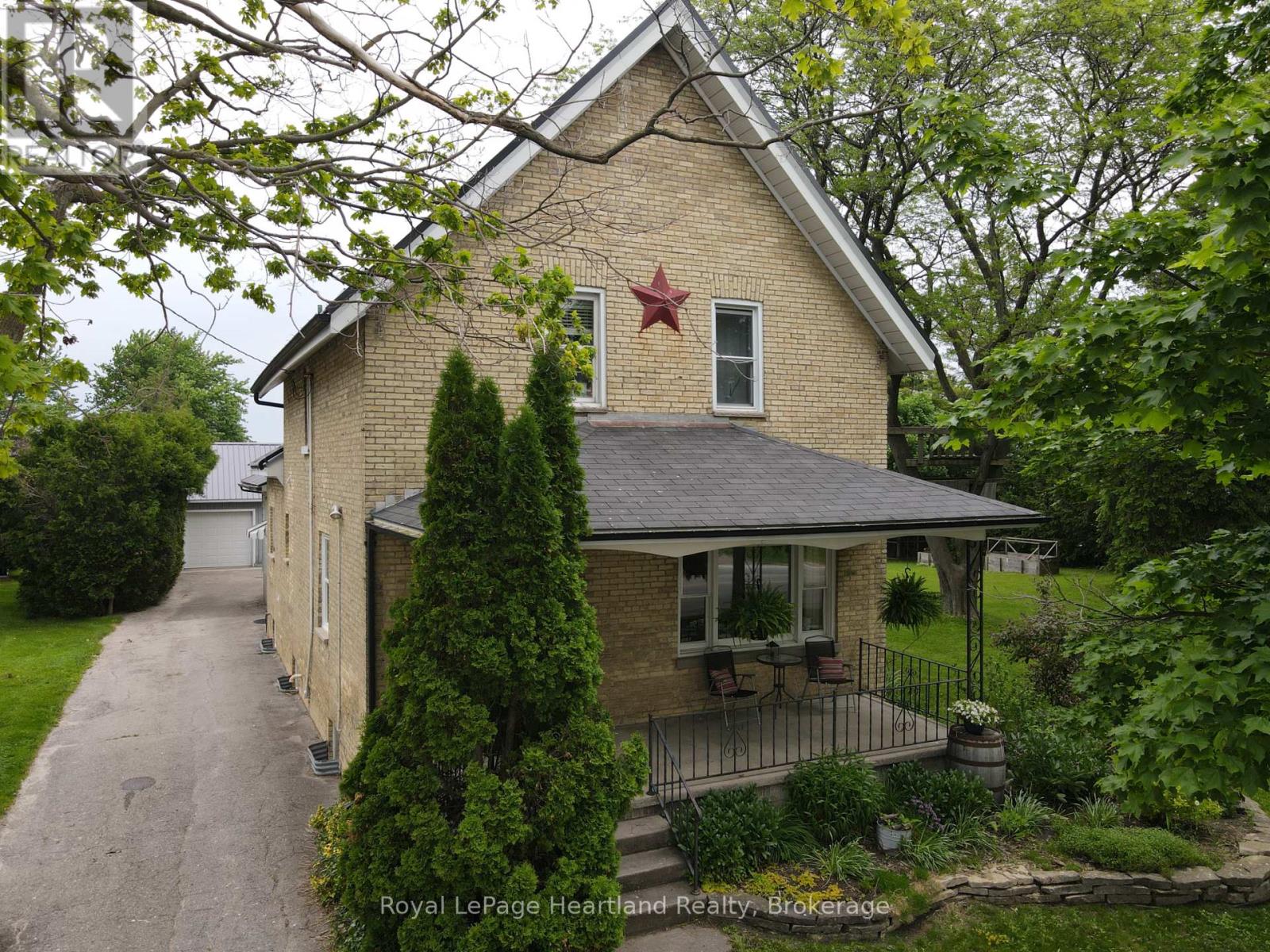 78 Victoria Avenue E, South Huron, Ontario  N0M 1M0 - Photo 3 - X12444091