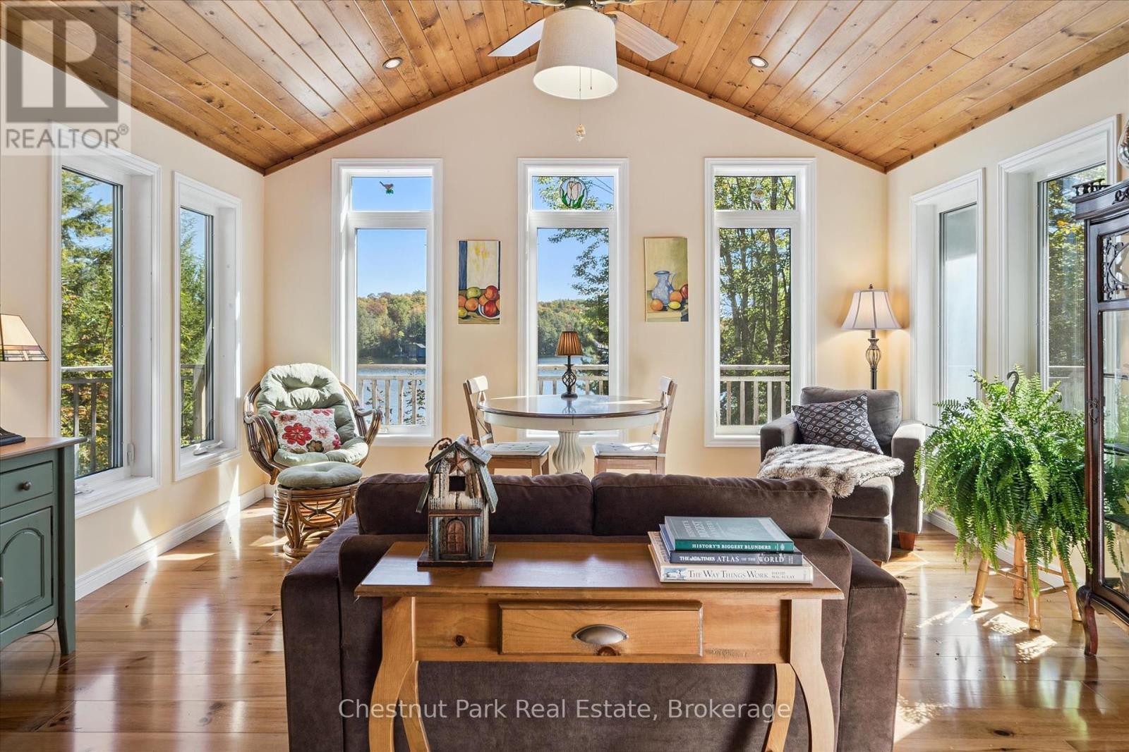 1222 Hamill's Point, Muskoka Lakes, Ontario  P0C 1H0 - Photo 8 - X12444088