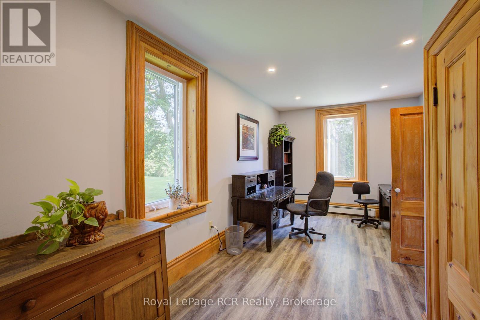 7120 Sixth Line, Centre Wellington, Ontario  N0B 1J0 - Photo 17 - X12444132