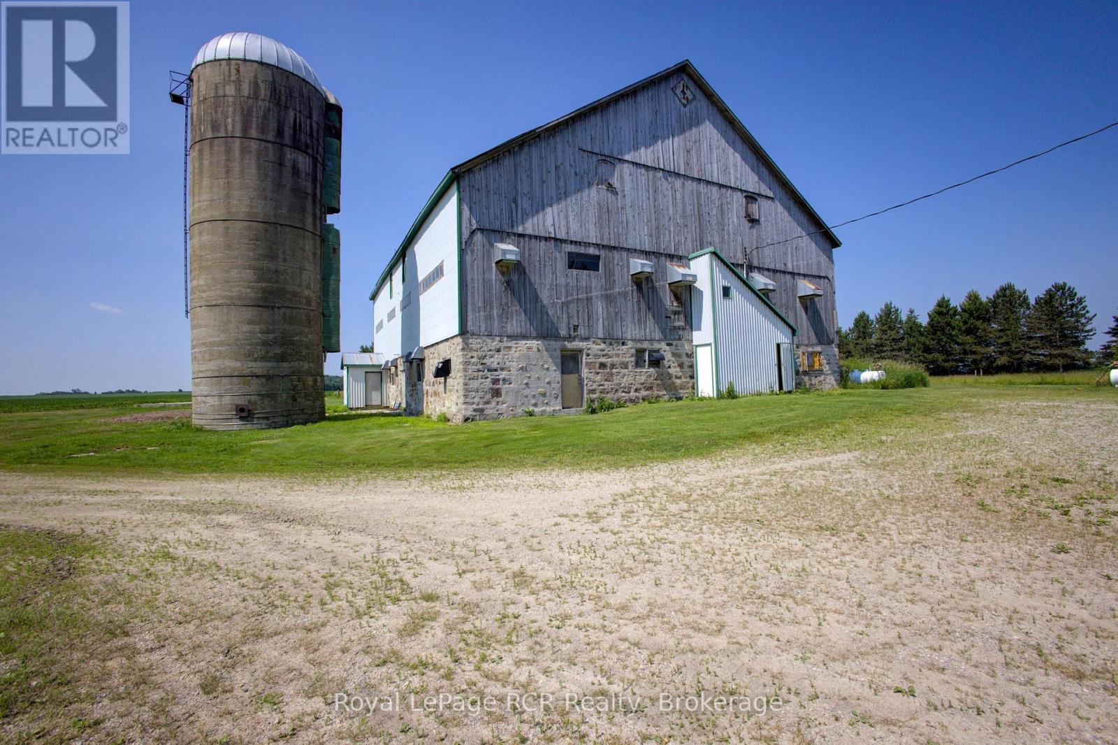 7120 Sixth Line, Centre Wellington, Ontario  N0B 1J0 - Photo 38 - X12444132