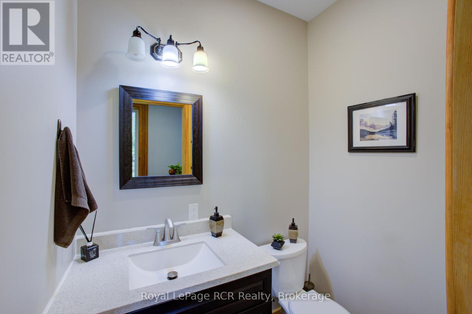 7120 Sixth Line, Centre Wellington, Ontario  N0B 1J0 - Photo 18 - X12444132