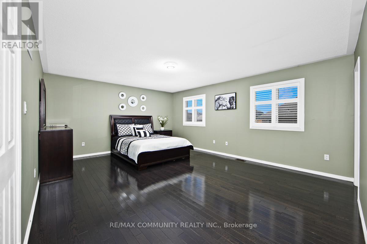 167 Jonas Millway, Whitchurch-Stouffville (Stouffville), Ontario  L4A 0M9 - Photo 16 - N12443793