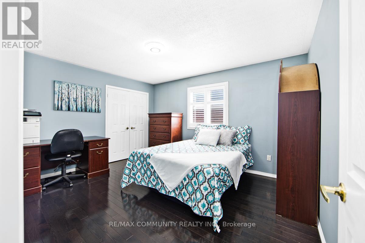 167 Jonas Millway, Whitchurch-Stouffville (Stouffville), Ontario  L4A 0M9 - Photo 21 - N12443793
